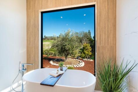 1890 Lawndale Road Kenwood CA 95452