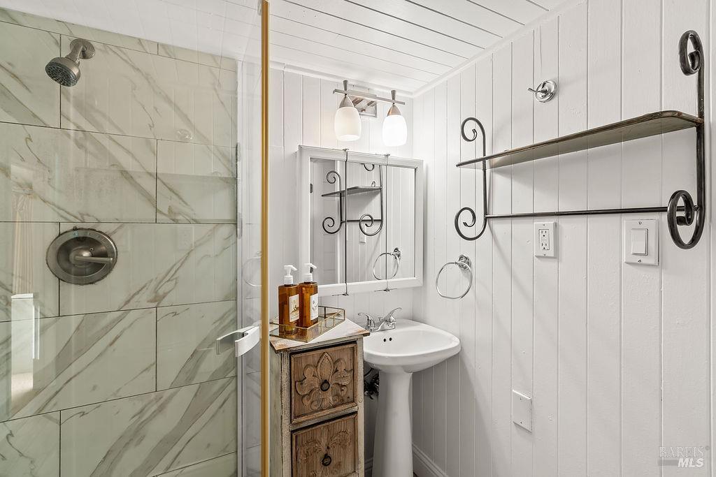 16625-16635 Neeley Road Guerneville CA 95446