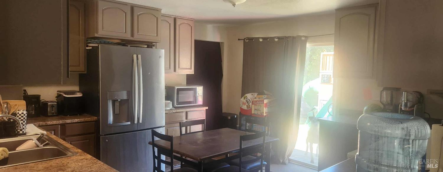 1700 E Hill Road Willits CA 95490
