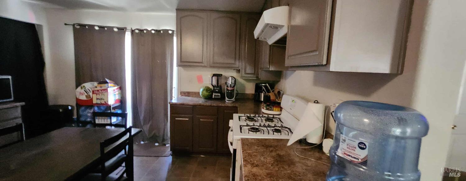 1700 E Hill Road Willits CA 95490