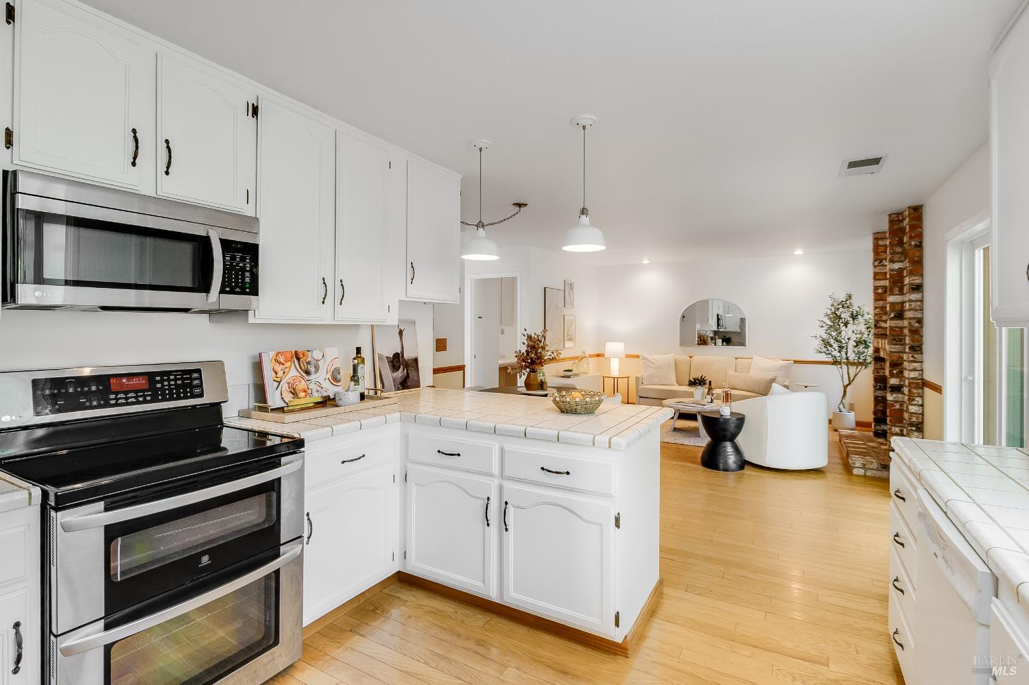 876 Dover Circle Benicia CA 94510