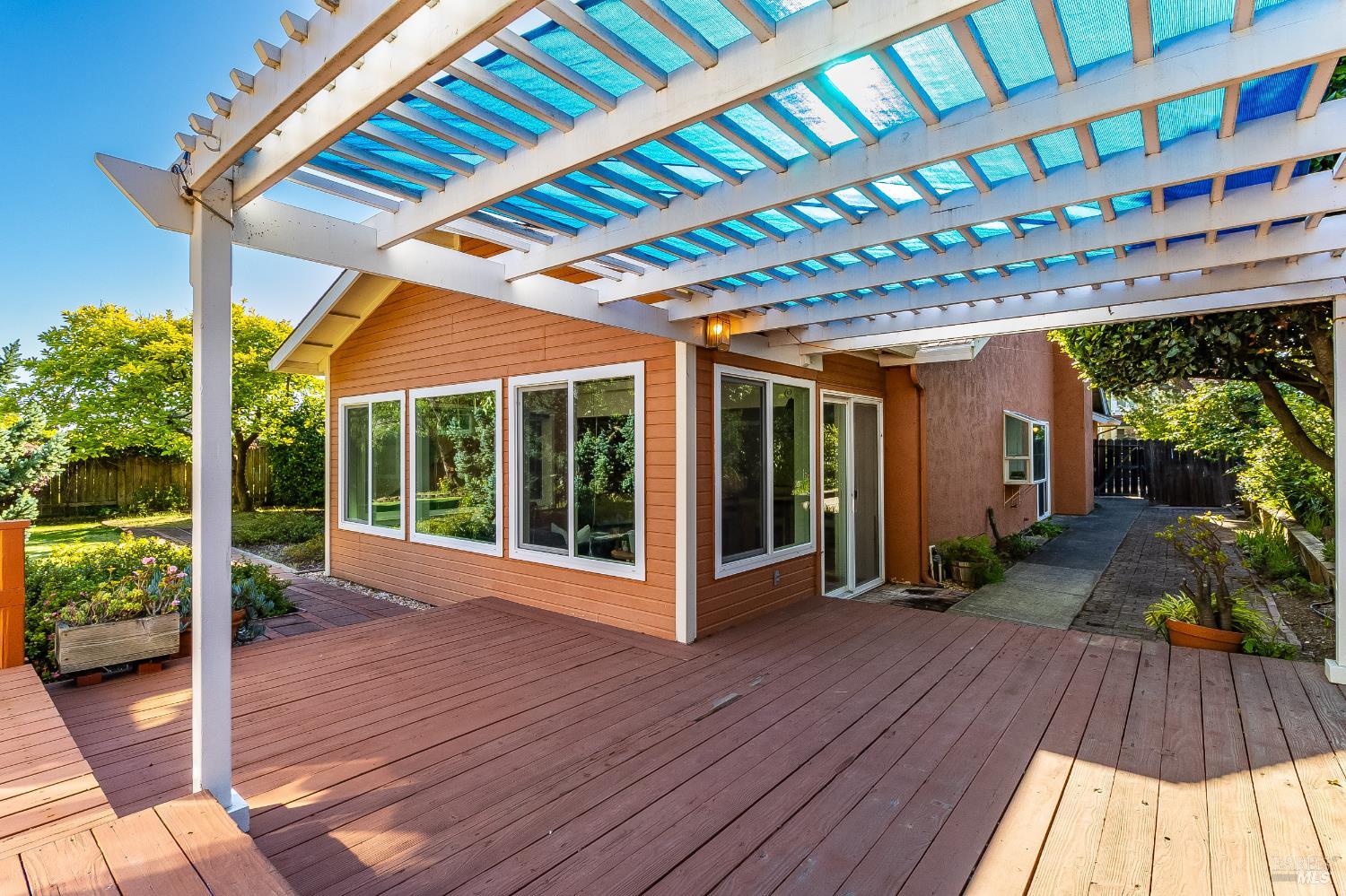 876 Dover Circle Benicia CA 94510