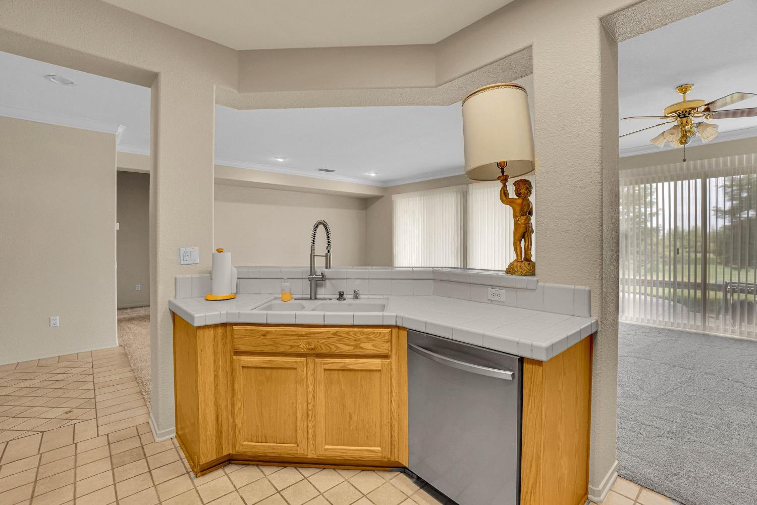 1040 Castleberry Lincoln CA 95648