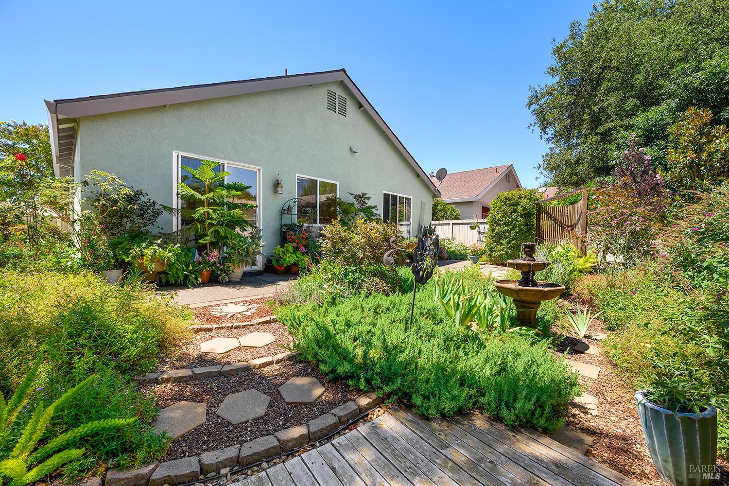 156 Porterfield Creek Drive Cloverdale CA 95425