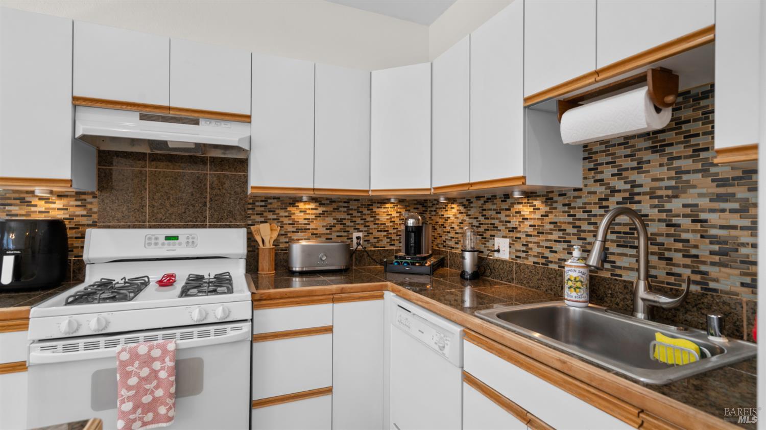 358 Rodeo Avenue Rodeo CA 94572