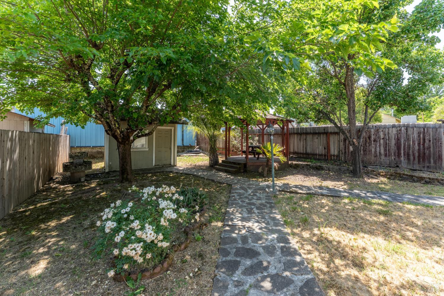 131 Cleveland Lane Ukiah CA 95482