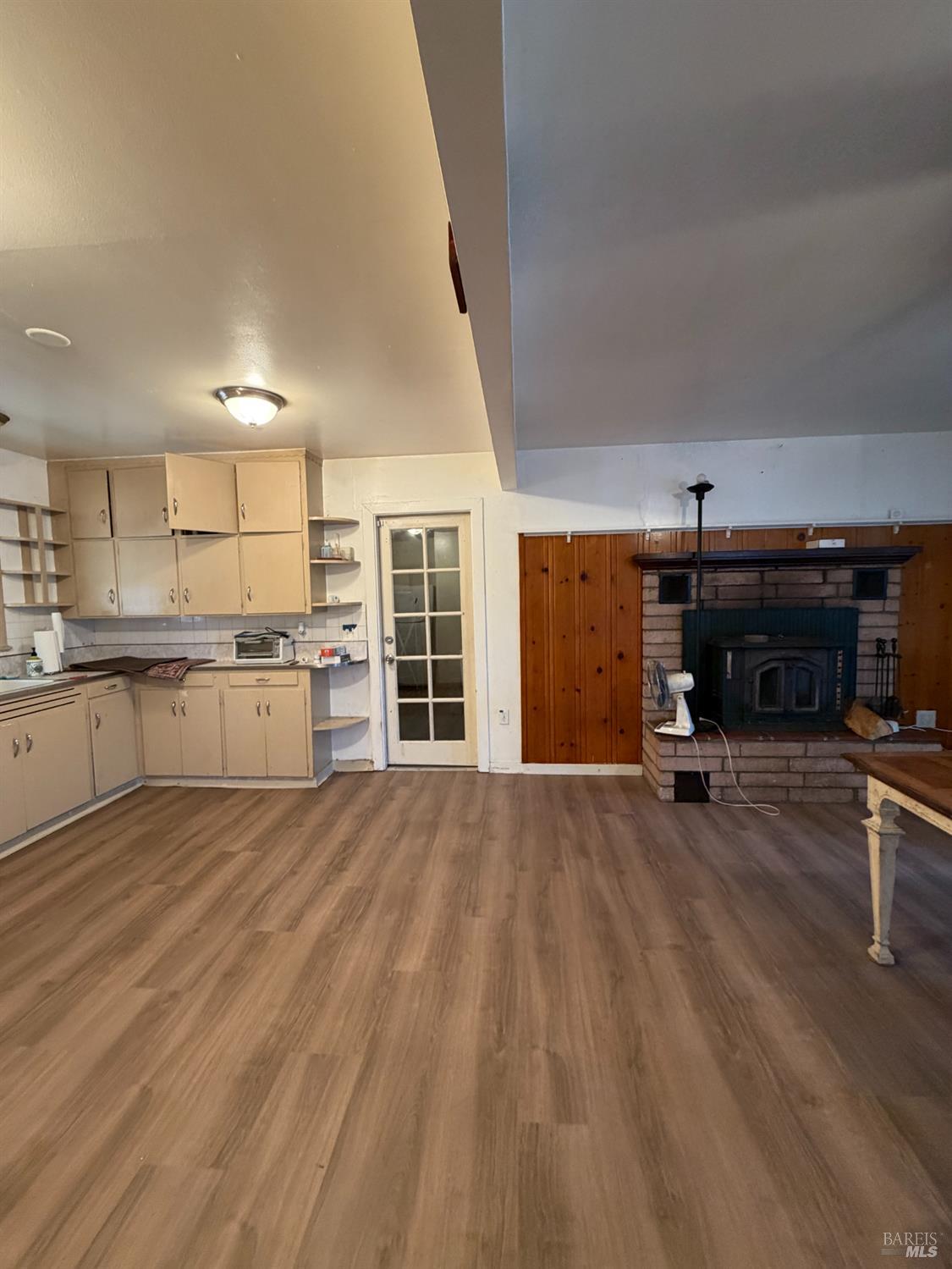 3995 Mullen Avenue Clearlake CA 95422