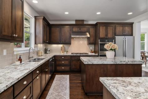 11 Zandra Place Novato CA 94945