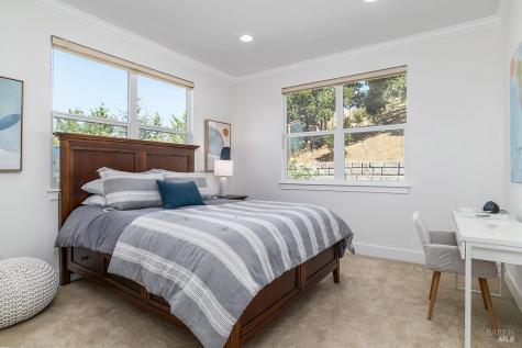 11 Zandra Place Novato CA 94945