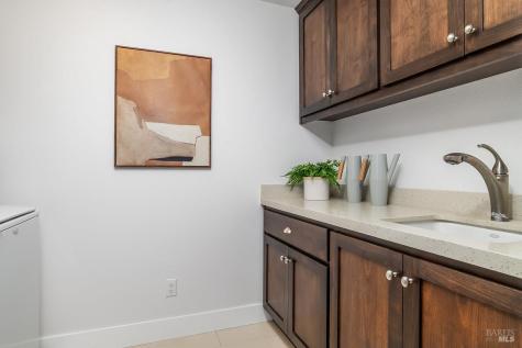 11 Zandra Place Novato CA 94945