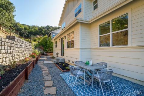 11 Zandra Place Novato CA 94945