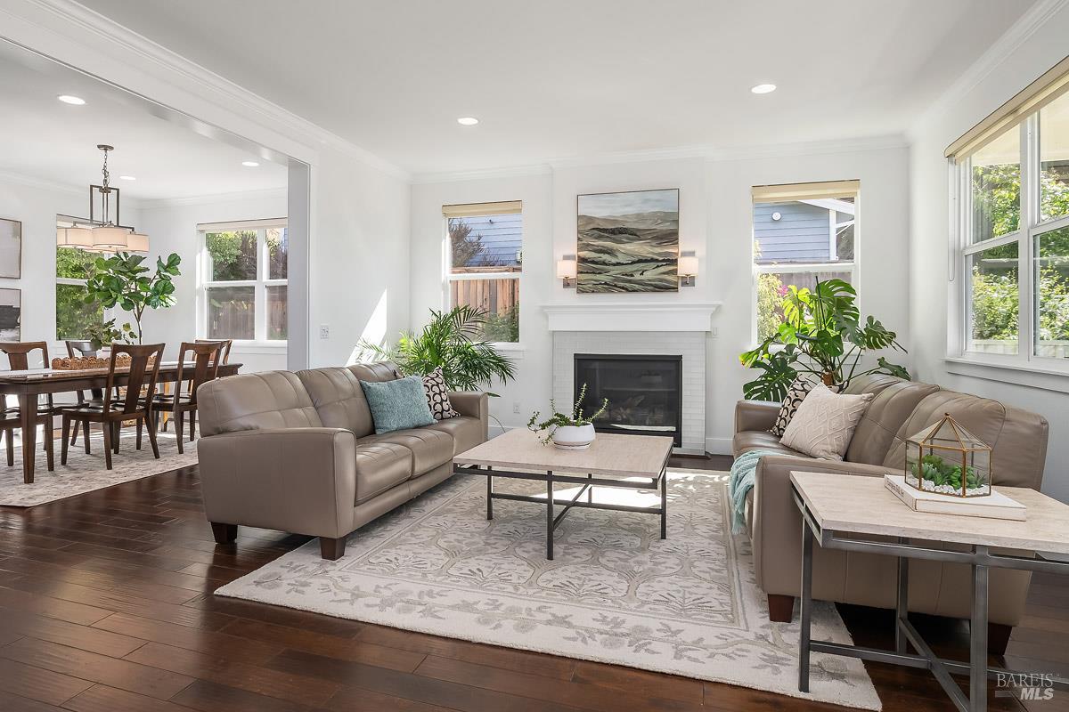 11 Zandra Place Novato CA 94945