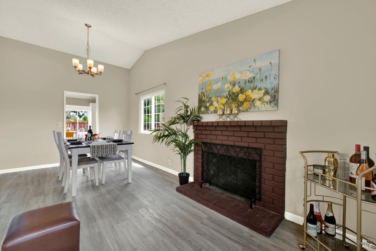 817 White Wing Lane Suisun City CA 94585