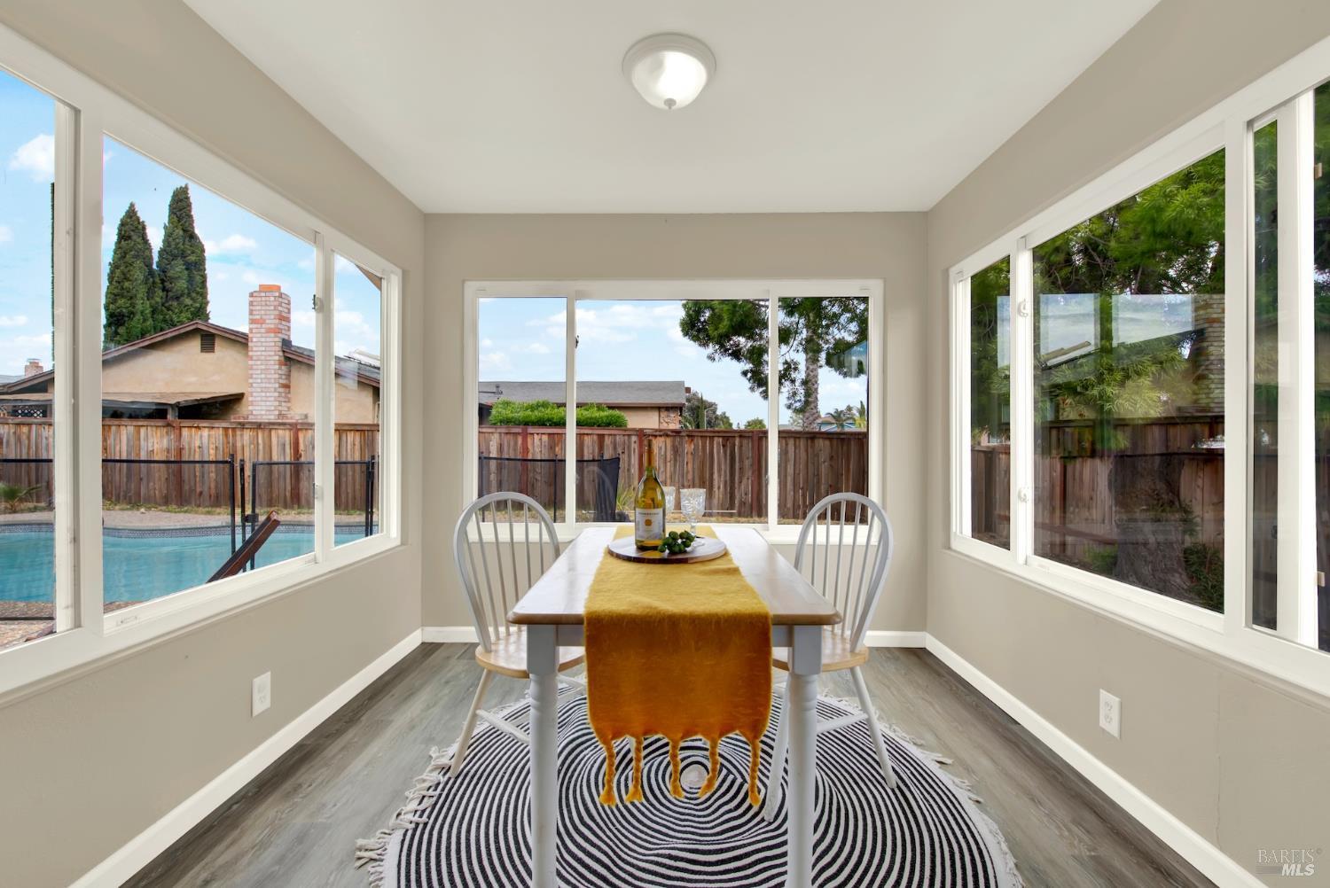 817 White Wing Lane Suisun City CA 94585