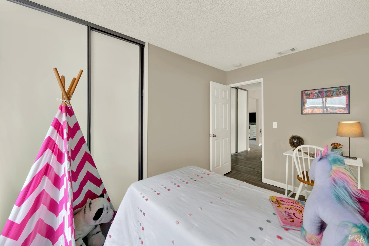 817 White Wing Lane Suisun City CA 94585