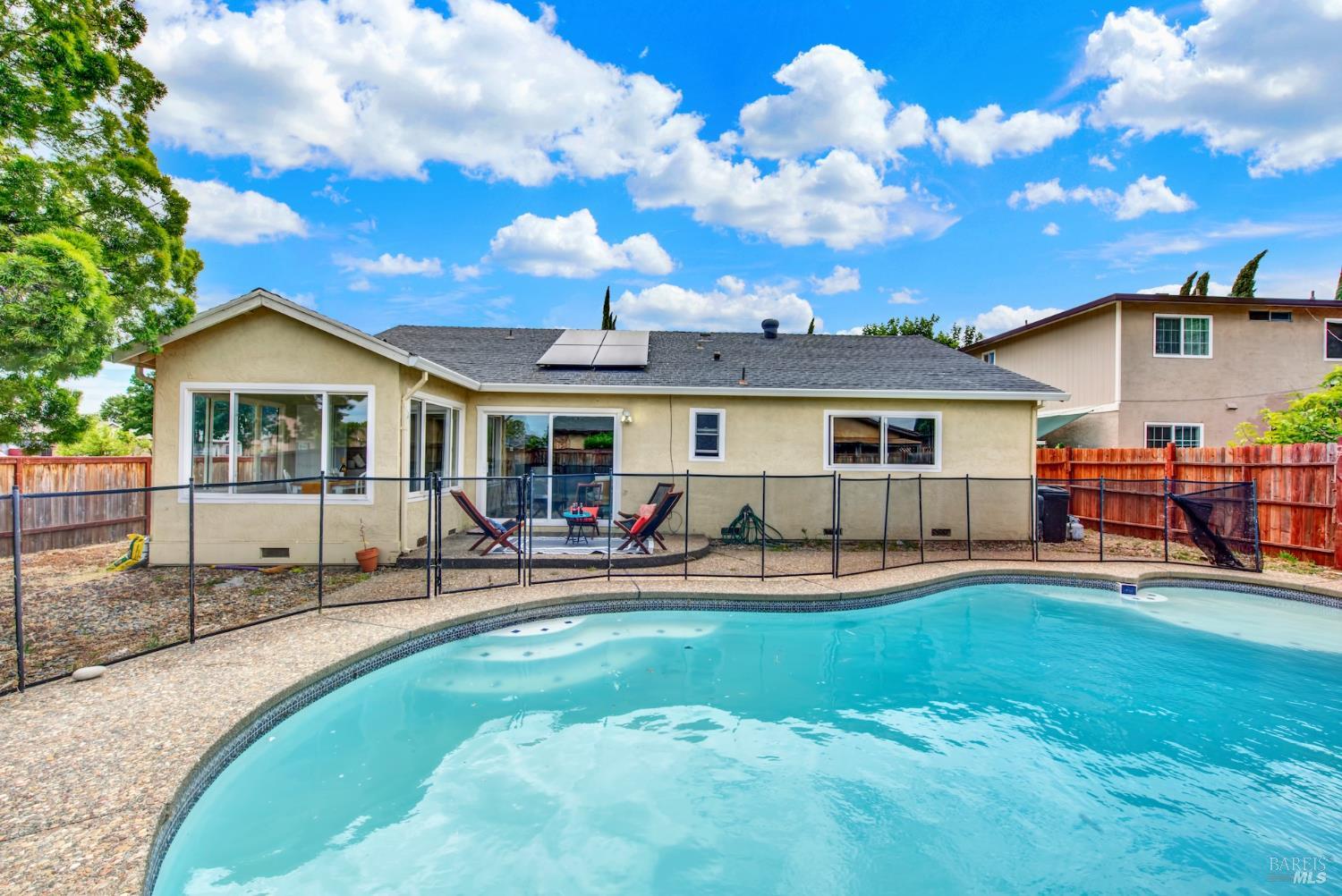 817 White Wing Lane Suisun City CA 94585