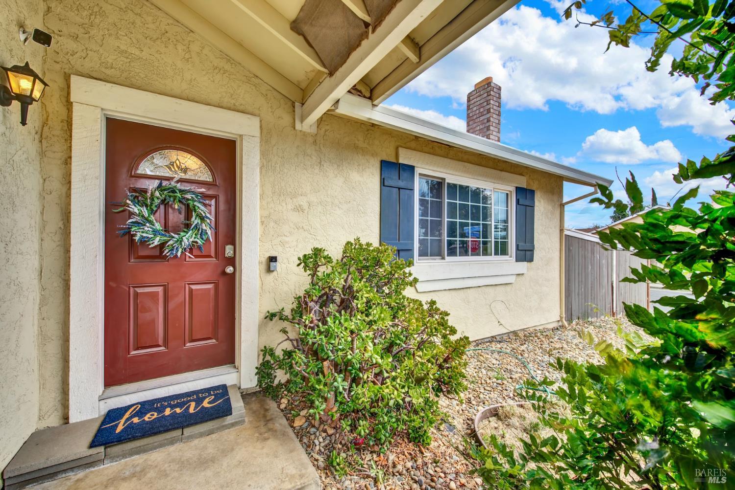 817 White Wing Lane Suisun City CA 94585