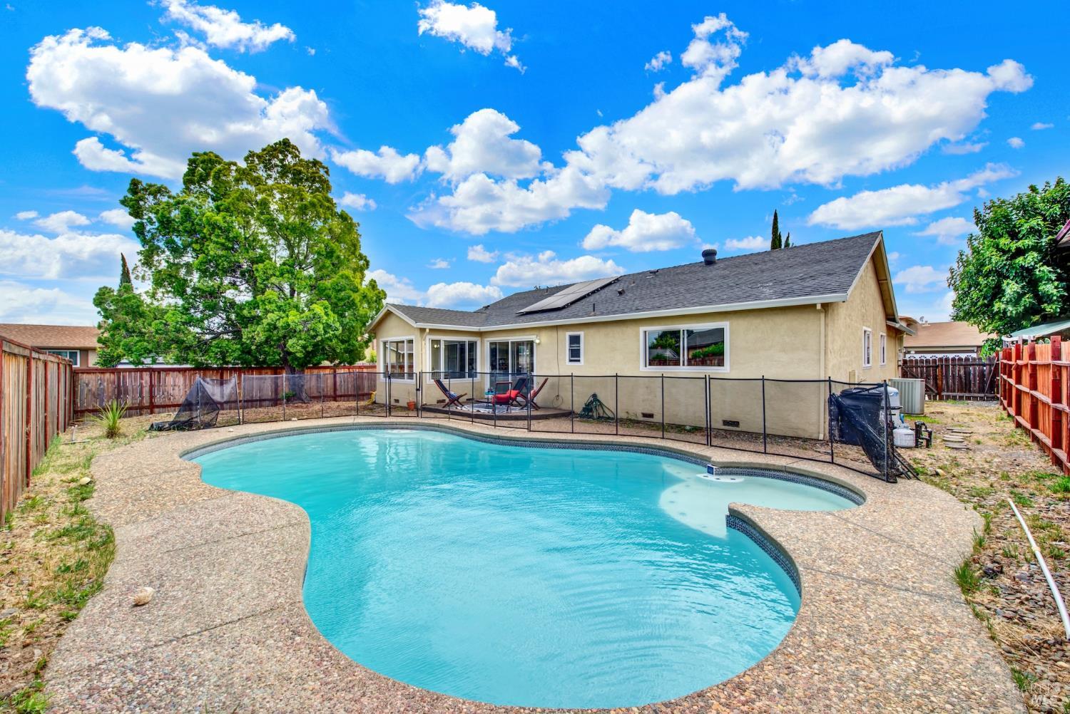 817 White Wing Lane Suisun City CA 94585