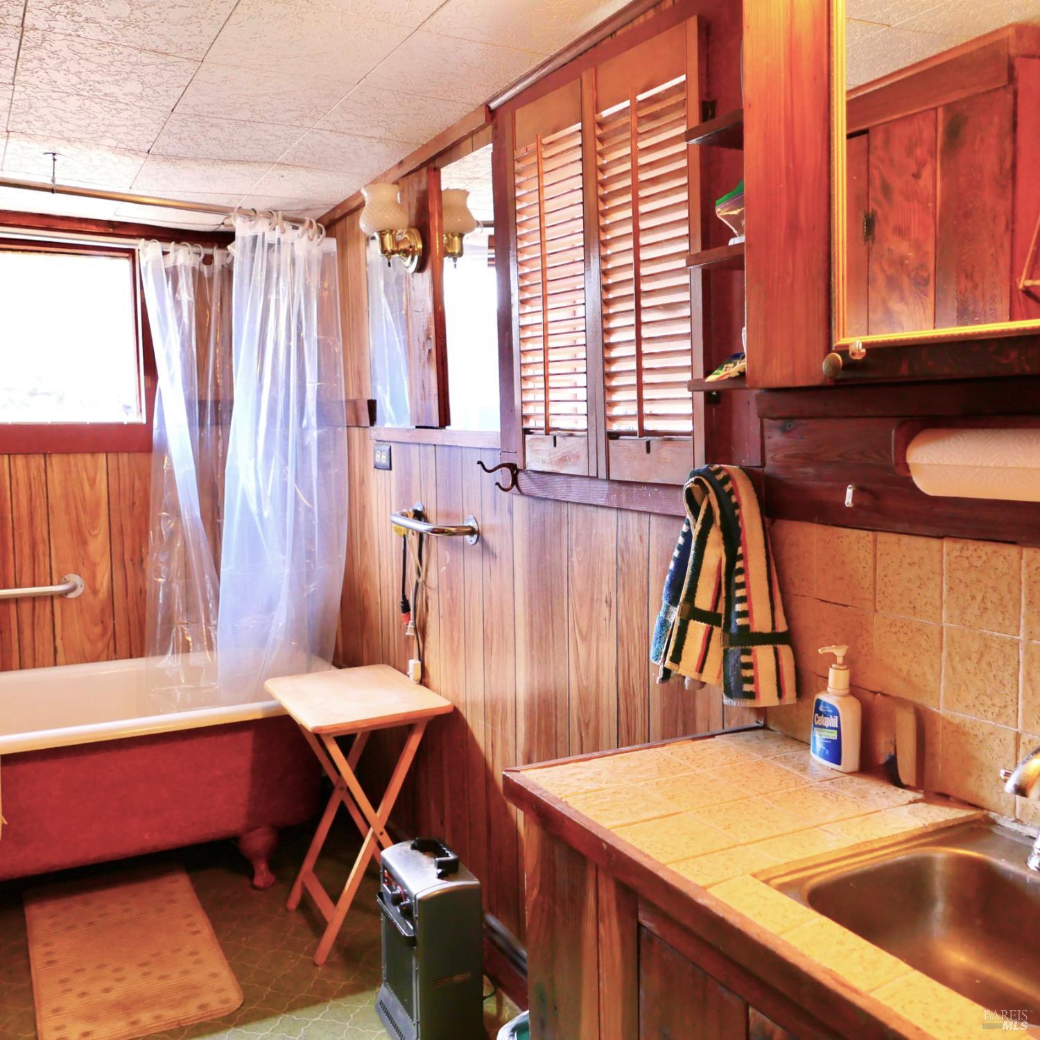 19231 Summers Lane Fort Bragg CA 95437