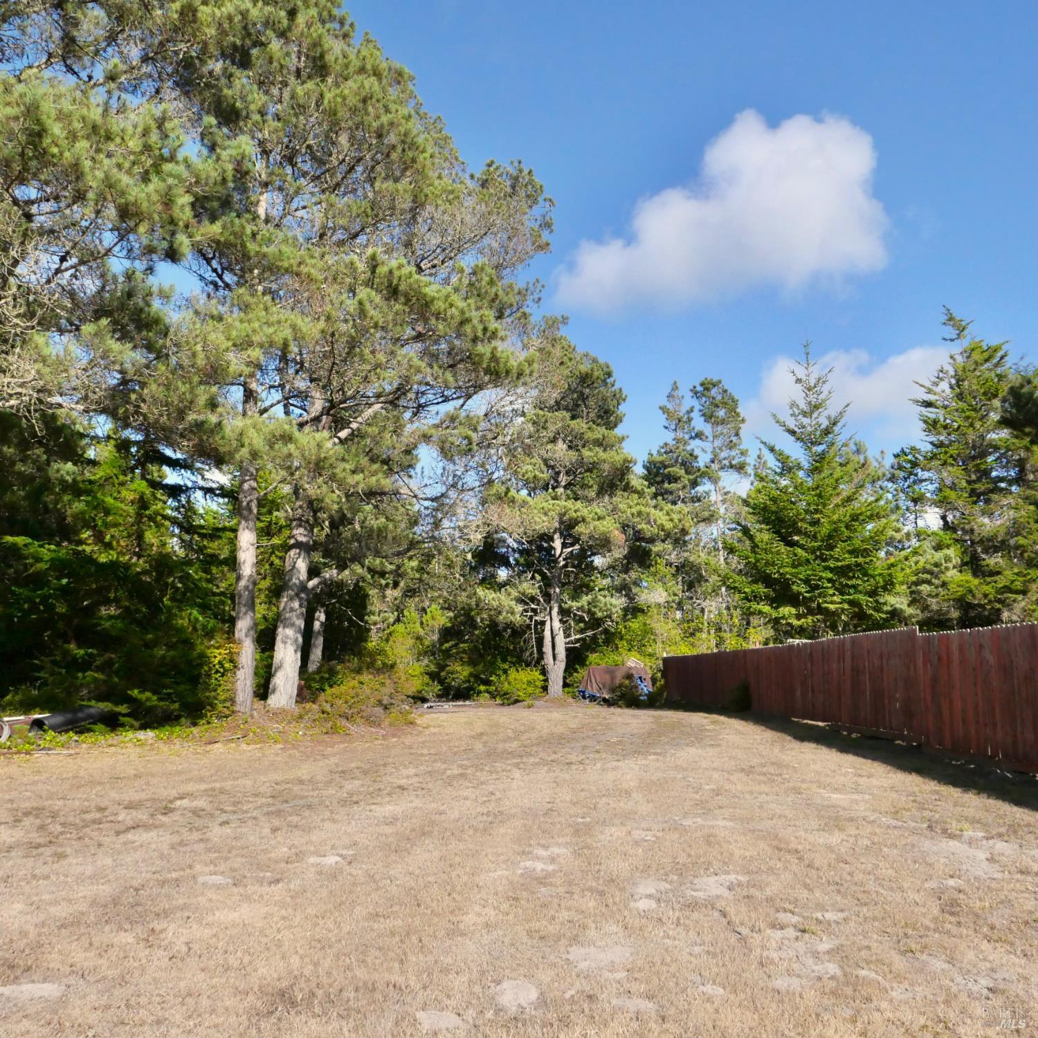 19231 Summers Lane Fort Bragg CA 95437