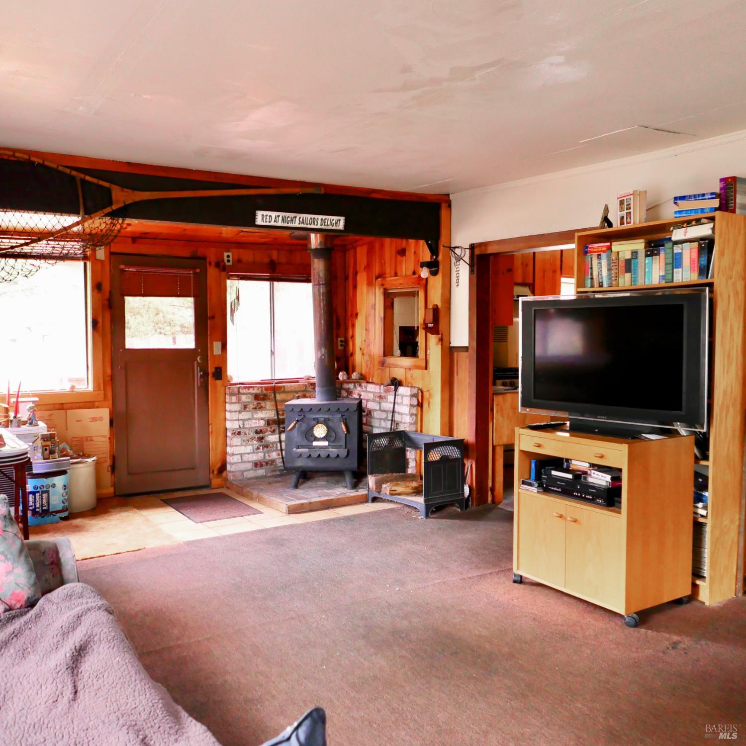 19231 Summers Lane Fort Bragg CA 95437