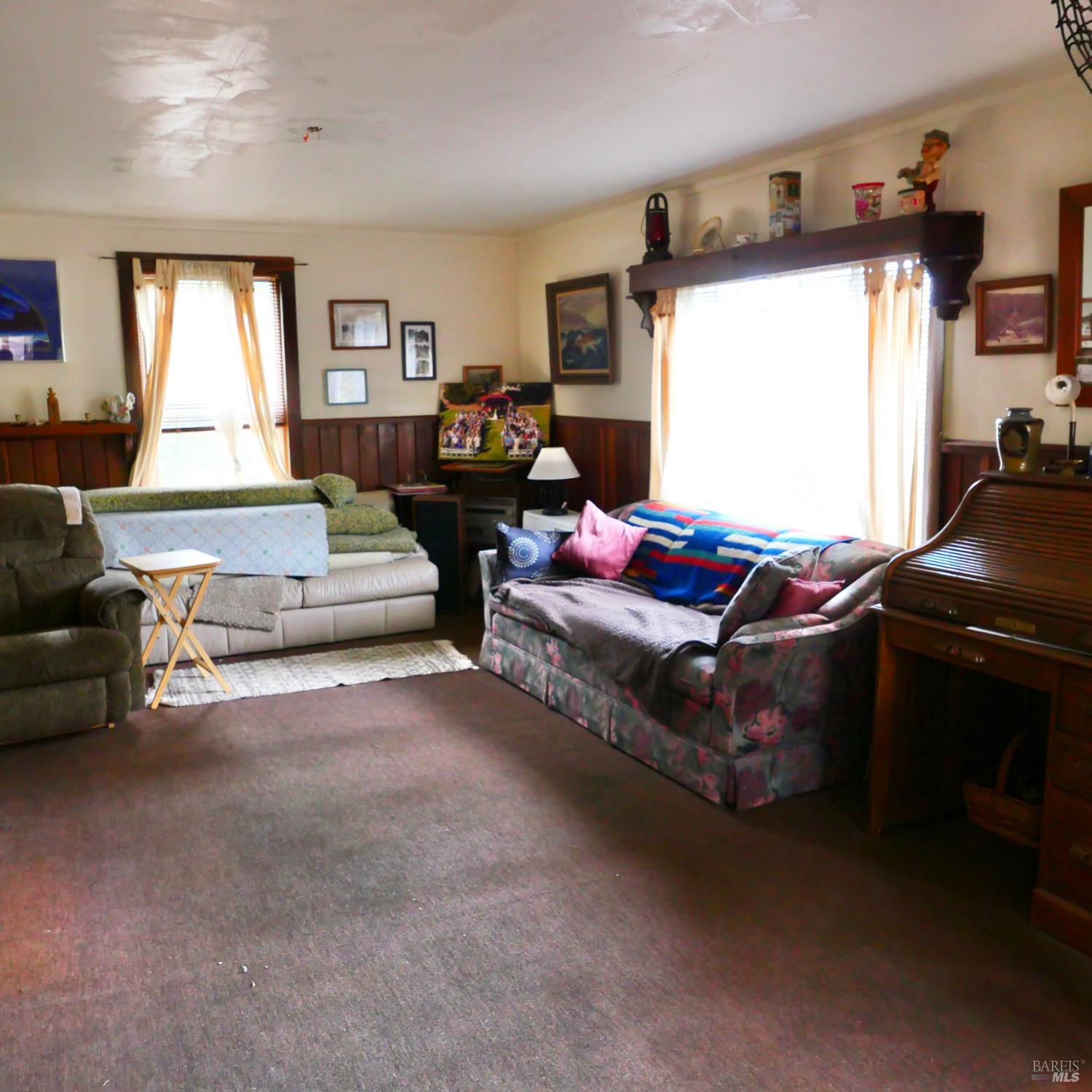 19231 Summers Lane Fort Bragg CA 95437