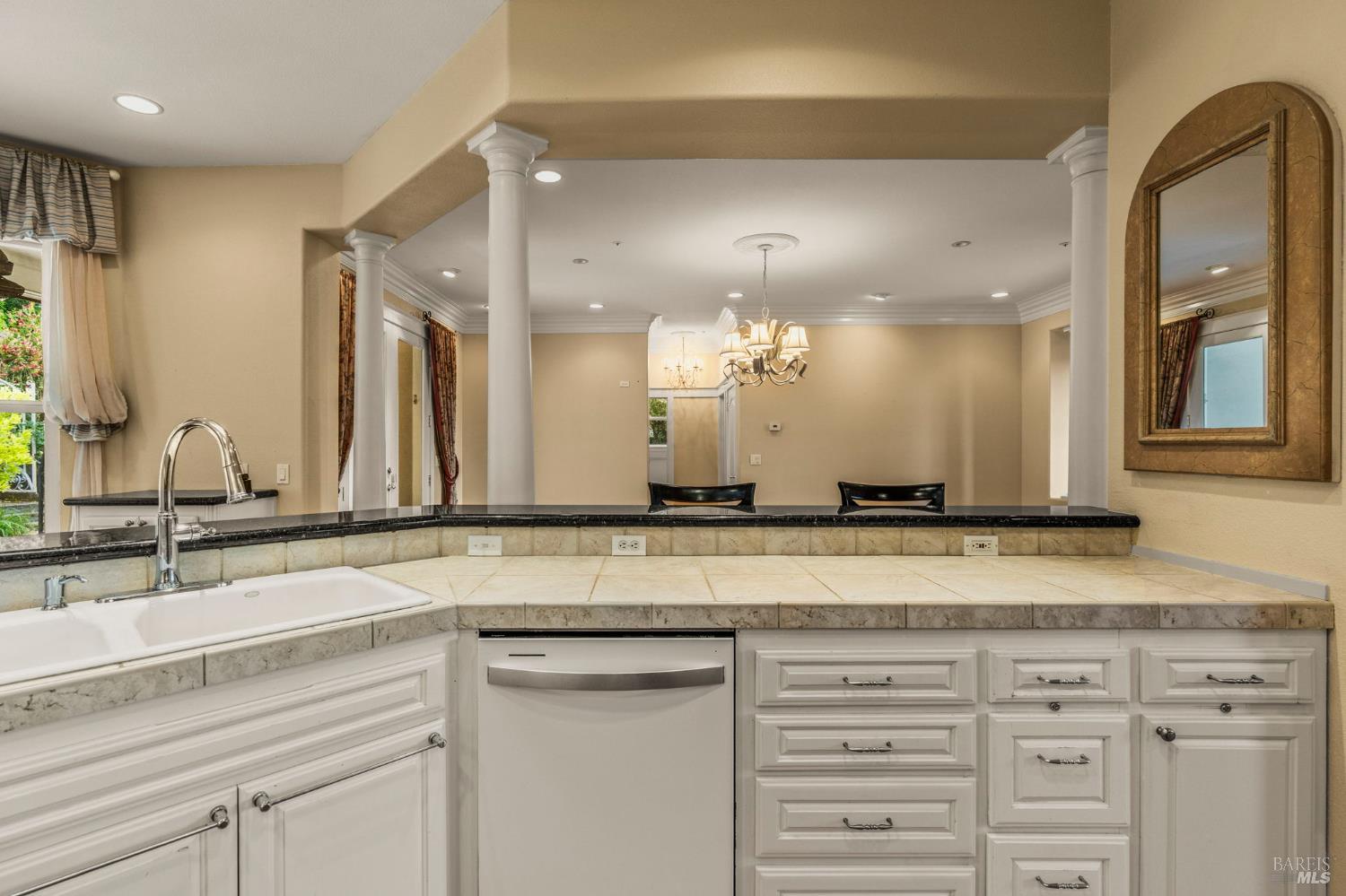 382 Lakeview Drive Napa CA 94559