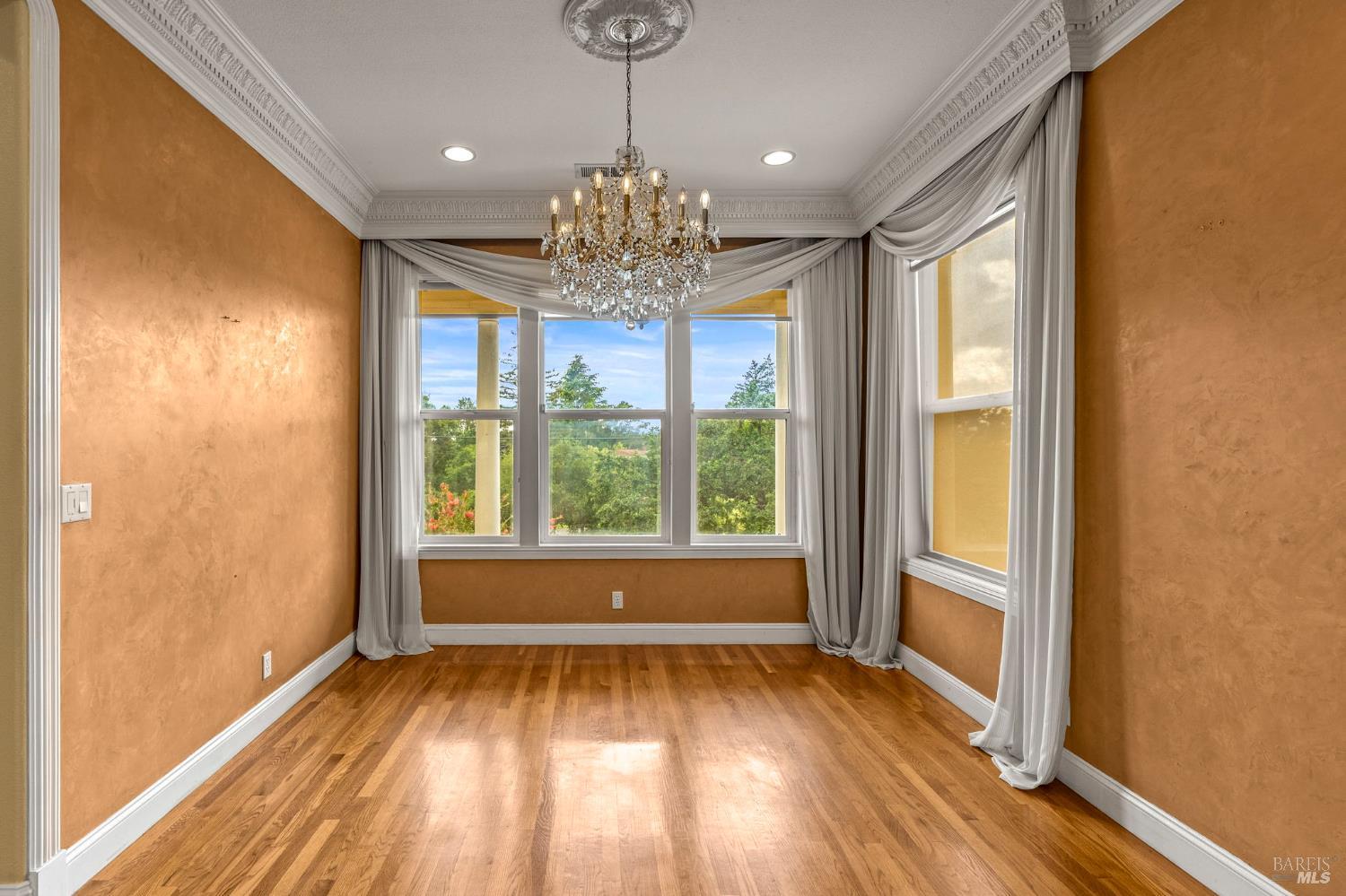 382 Lakeview Drive Napa CA 94559