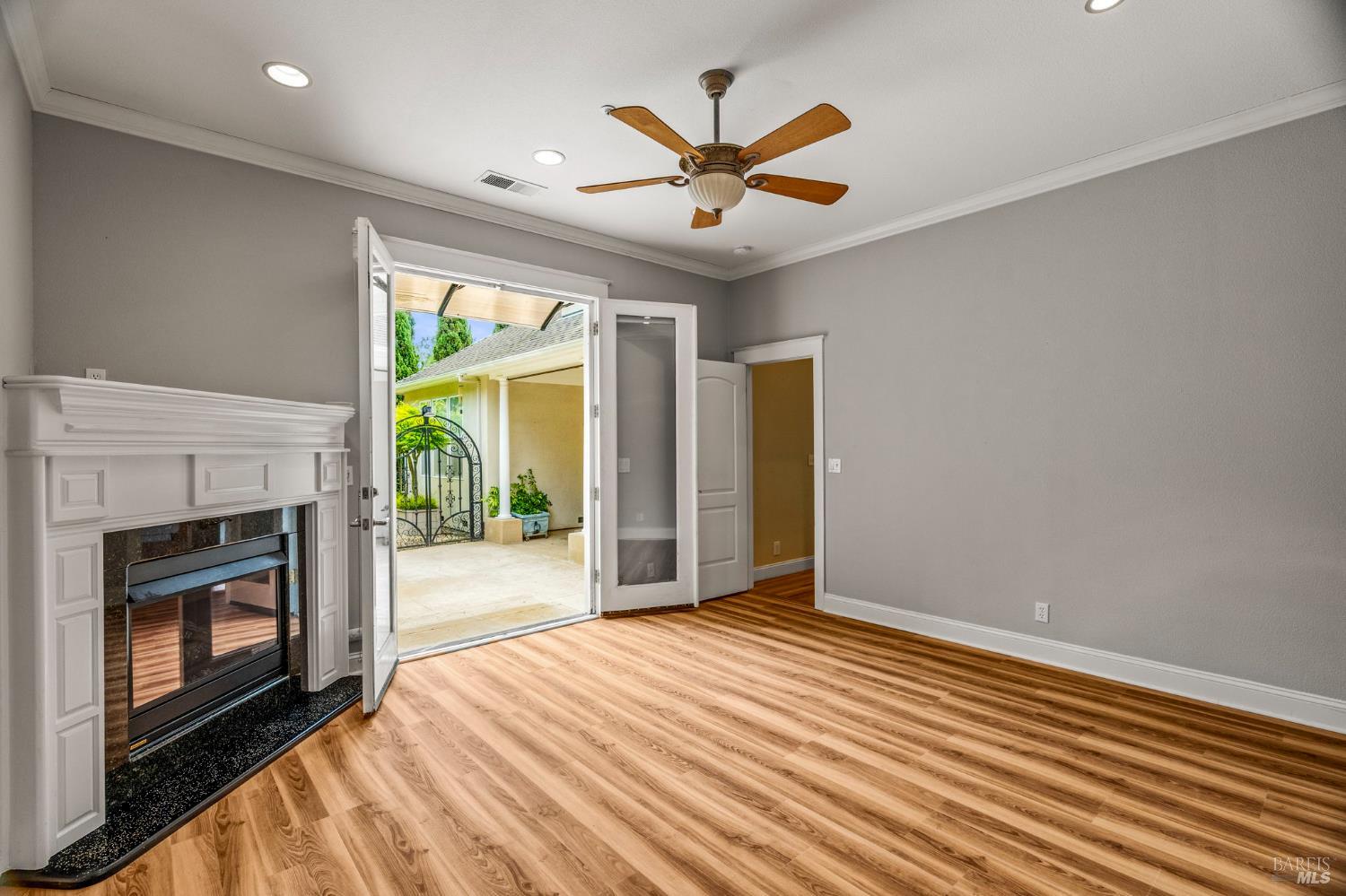382 Lakeview Drive Napa CA 94559