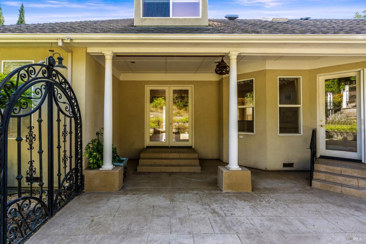 382 Lakeview Drive Napa CA 94559