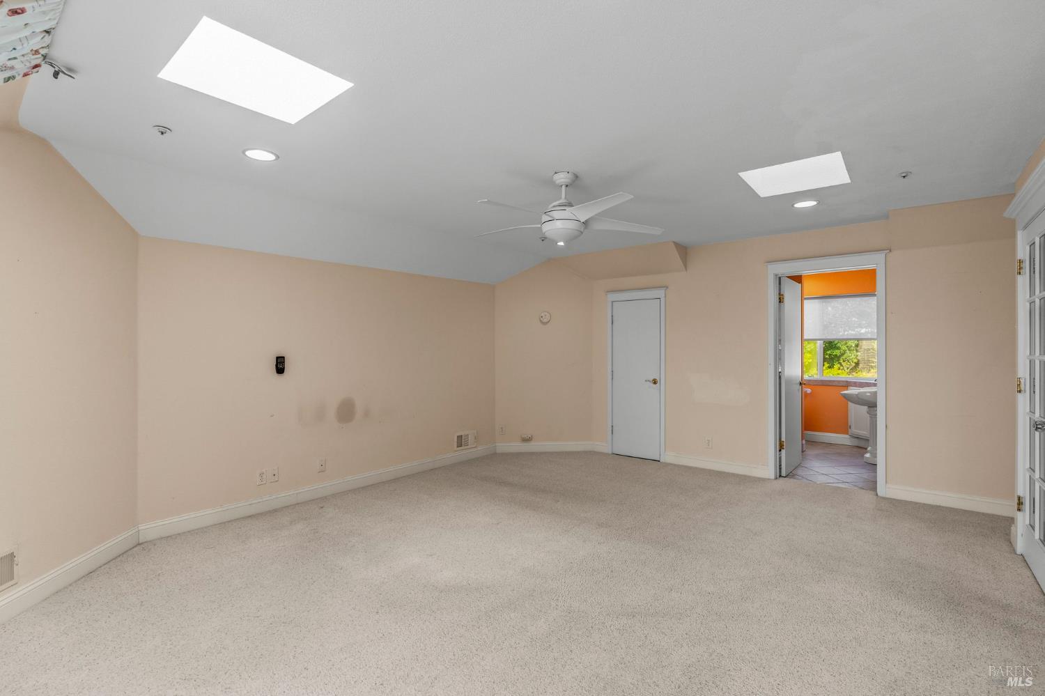 382 Lakeview Drive Napa CA 94559
