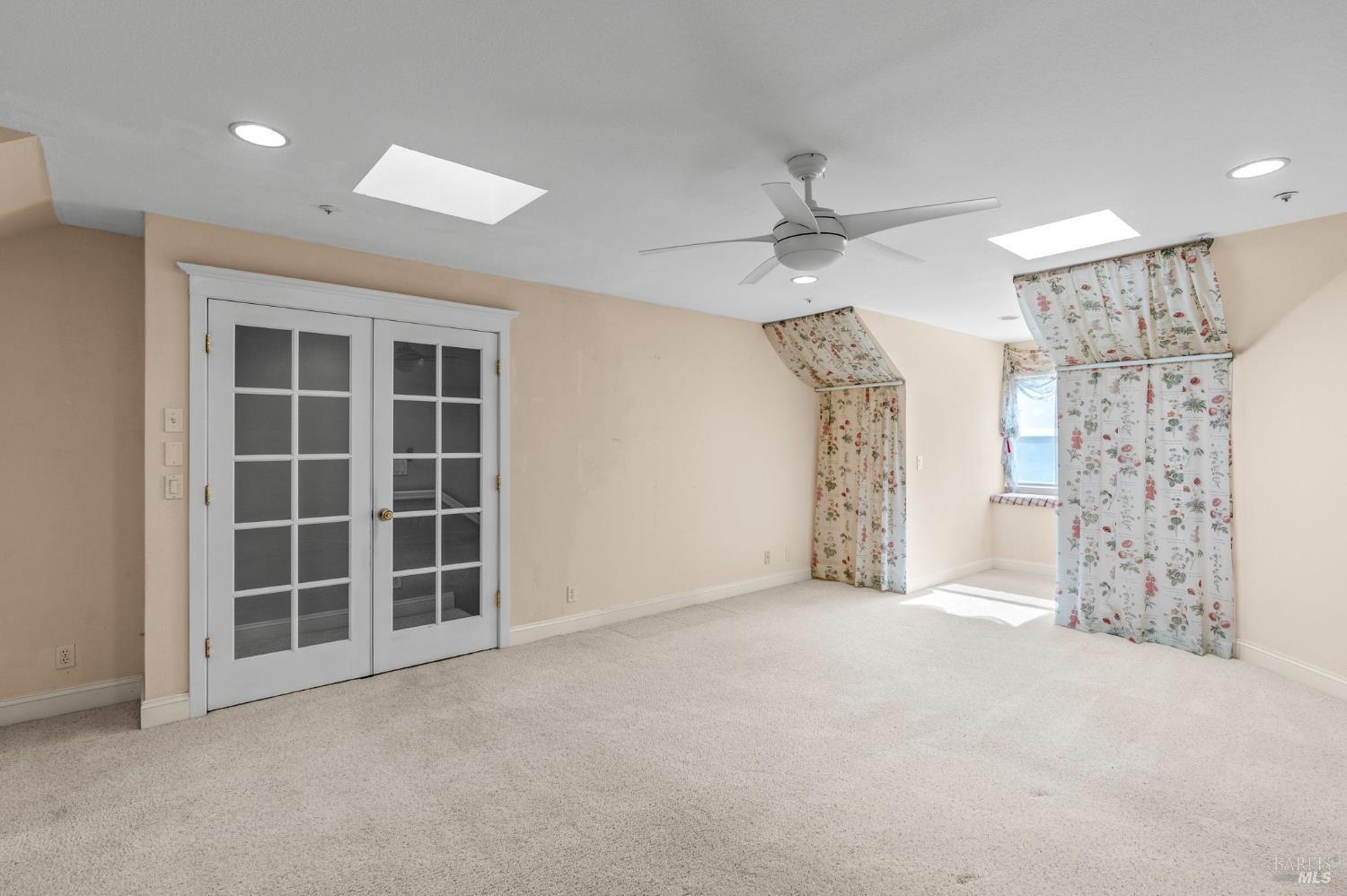 382 Lakeview Drive Napa CA 94559