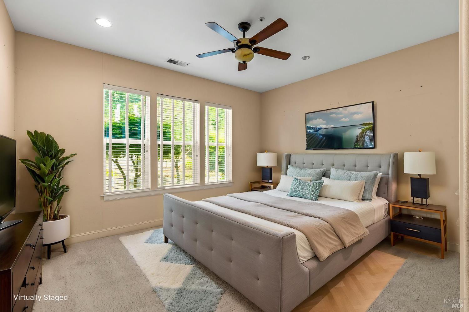 382 Lakeview Drive Napa CA 94559