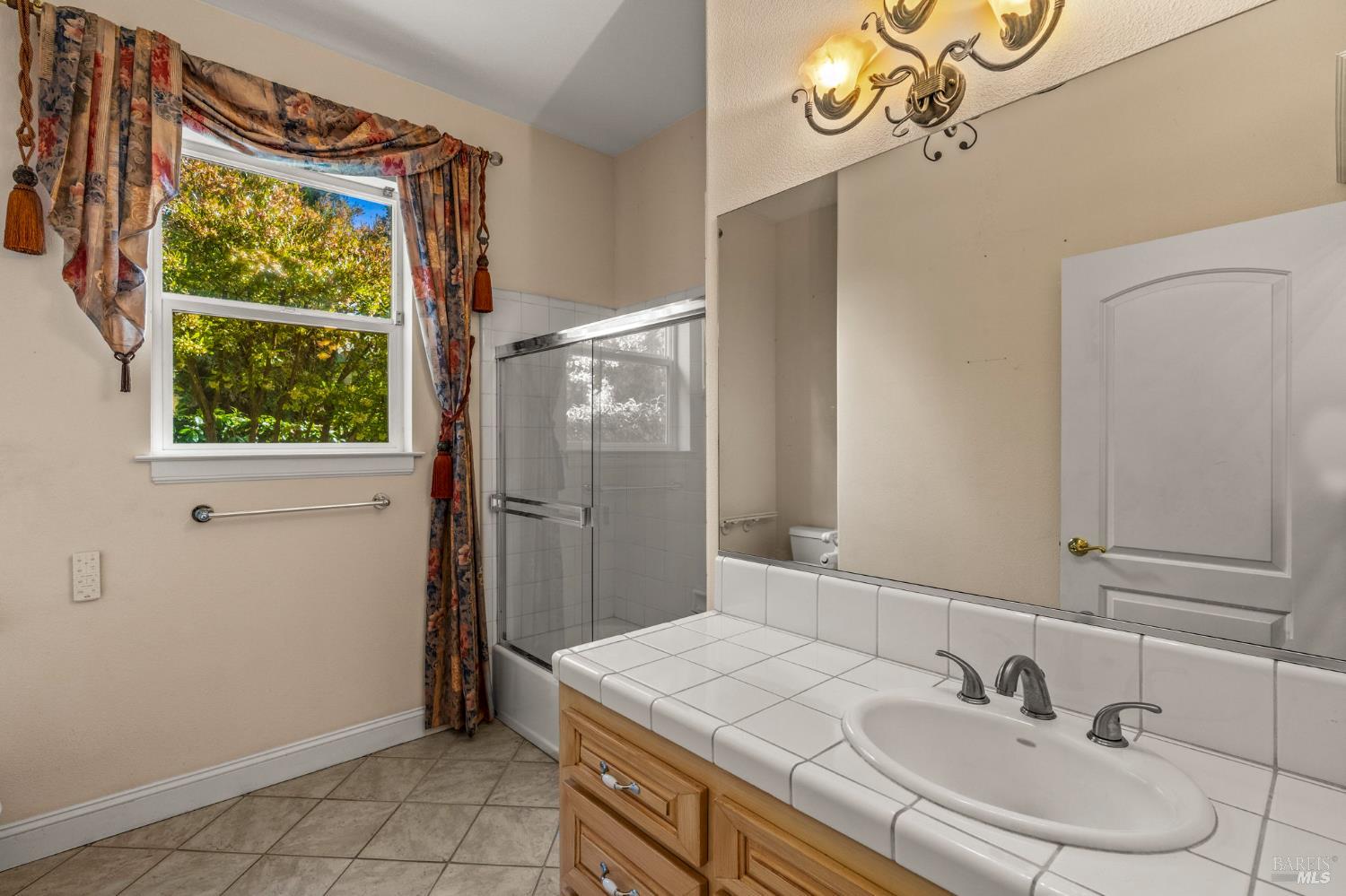 382 Lakeview Drive Napa CA 94559