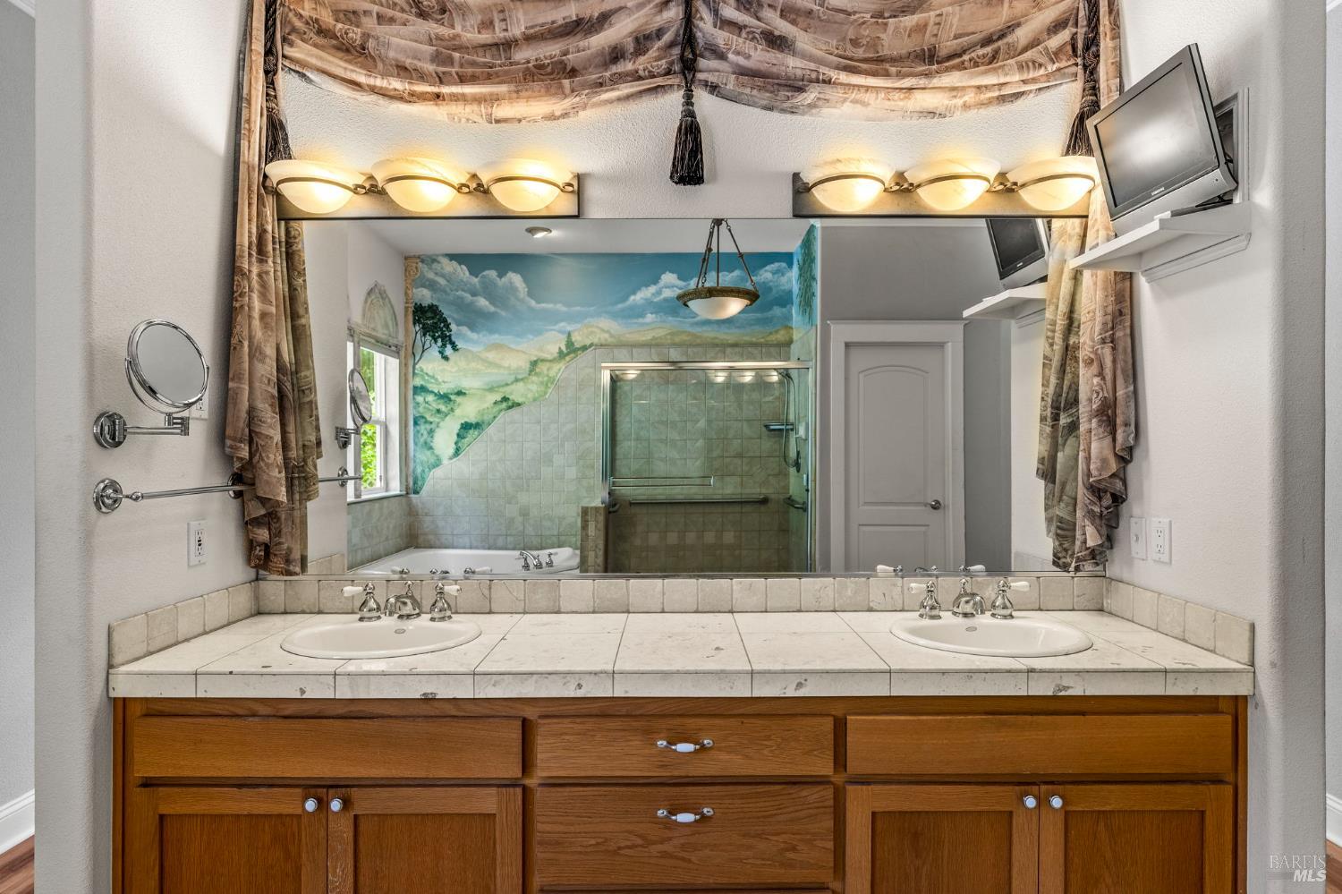 382 Lakeview Drive Napa CA 94559