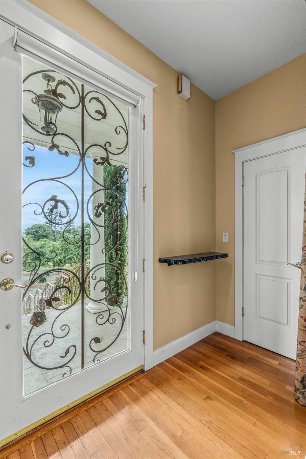382 Lakeview Drive Napa CA 94559