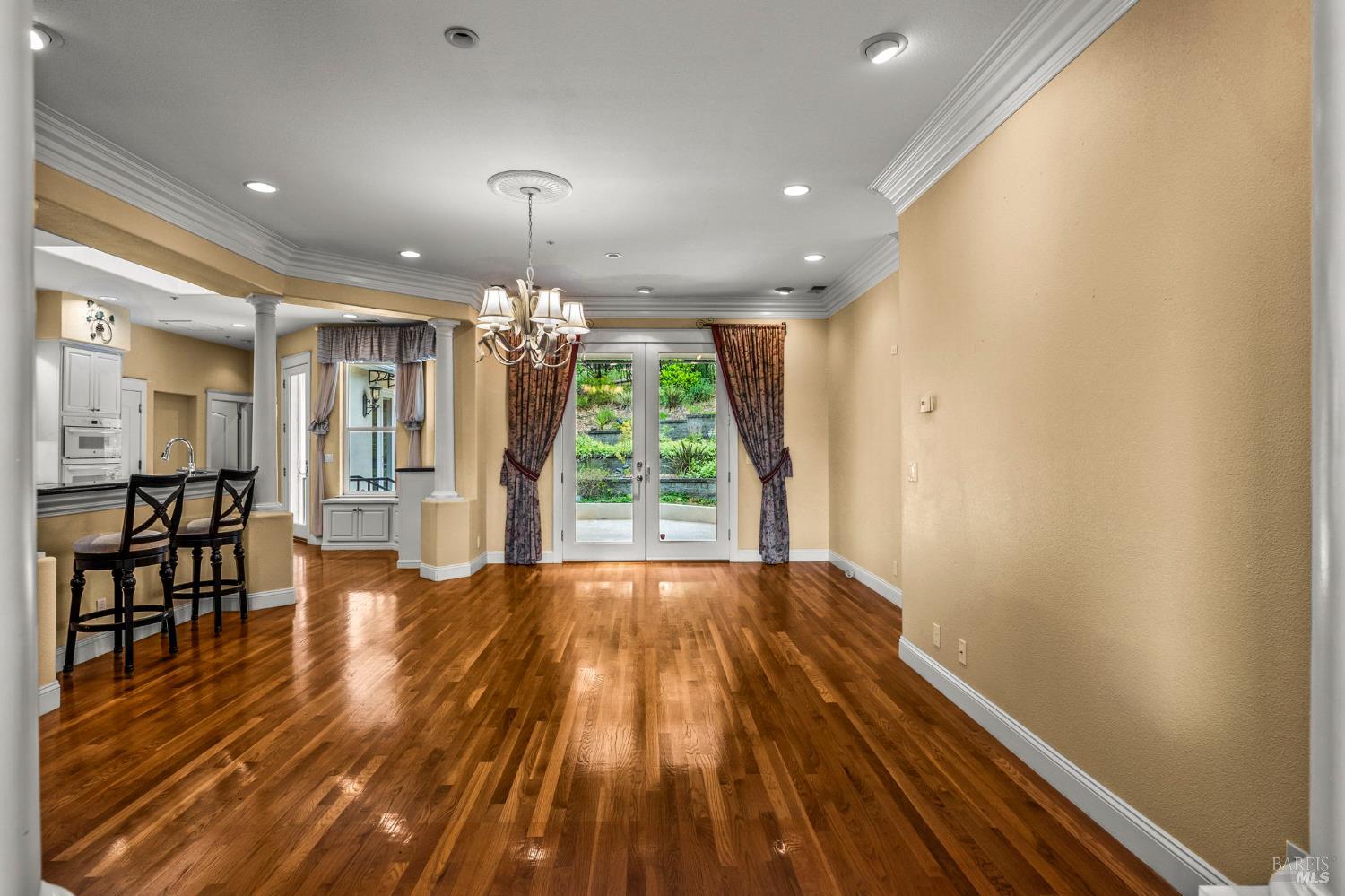 382 Lakeview Drive Napa CA 94559