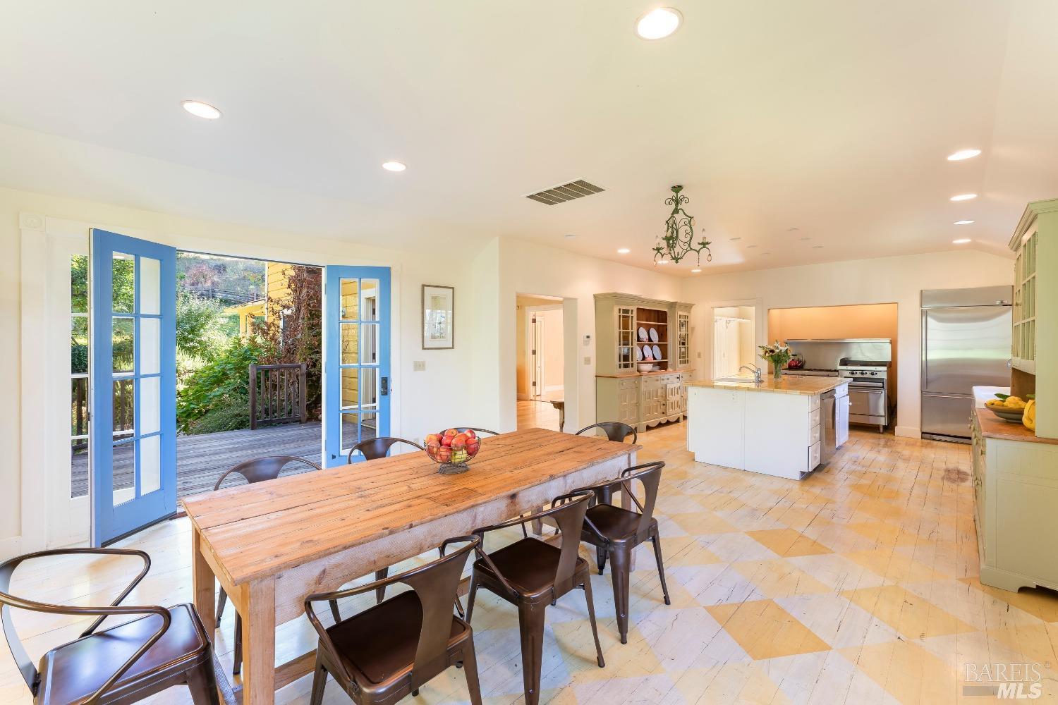 20205 Tumbling Mcd Road Philo CA 95466