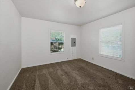 819-821 Center Street Healdsburg CA 95448