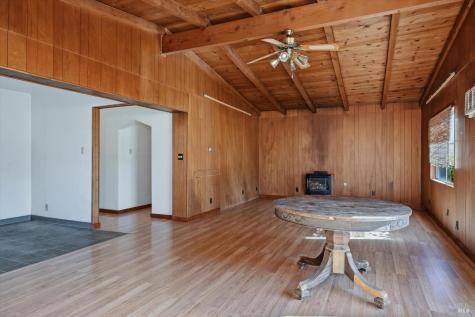 819-821 Center Street Healdsburg CA 95448