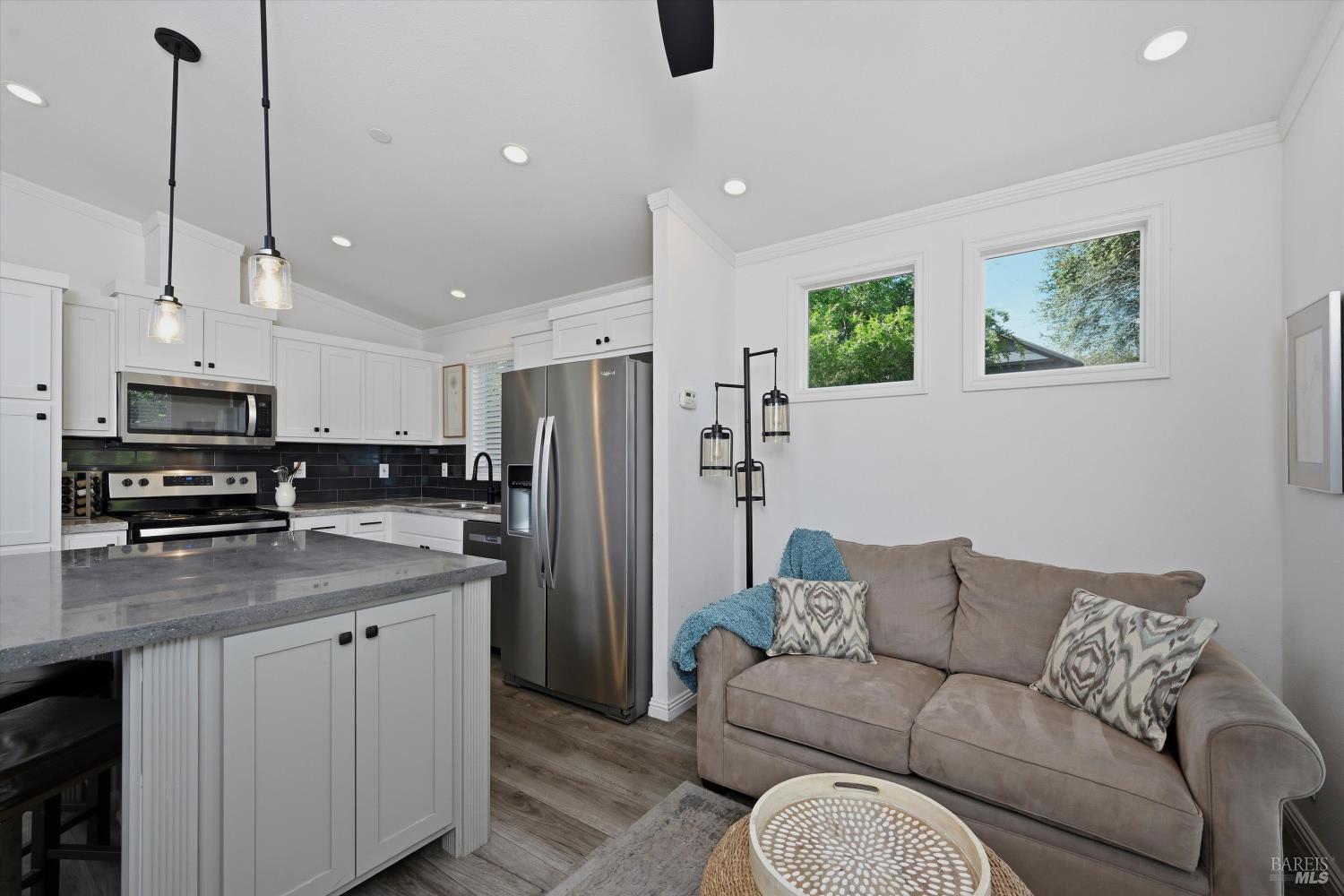 819-821 Center Street Healdsburg CA 95448