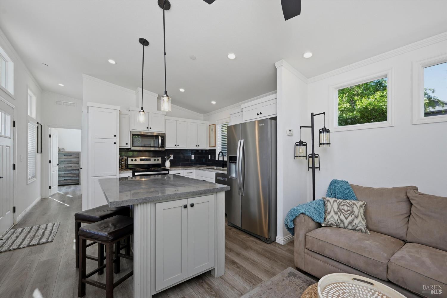 819-821 Center Street Healdsburg CA 95448
