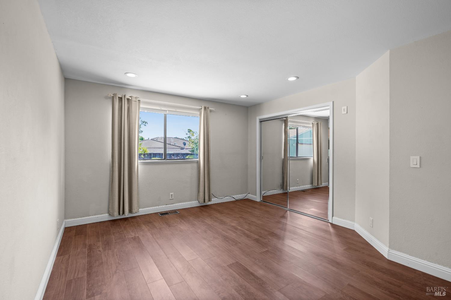3299 Mustang Circle Fairfield CA 94533