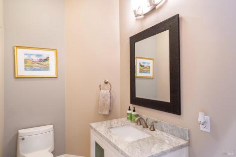 235 Clear Ridge Drive Healdsburg CA 95448