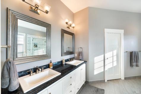 235 Clear Ridge Drive Healdsburg CA 95448
