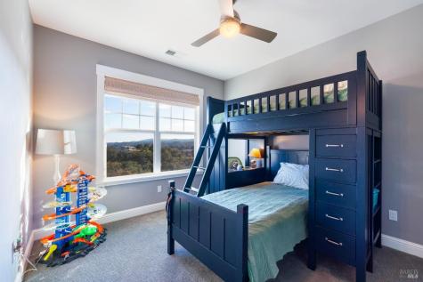 235 Clear Ridge Drive Healdsburg CA 95448