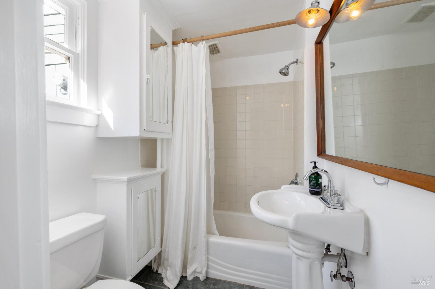 40 Canyon Road San Anselmo CA 94960