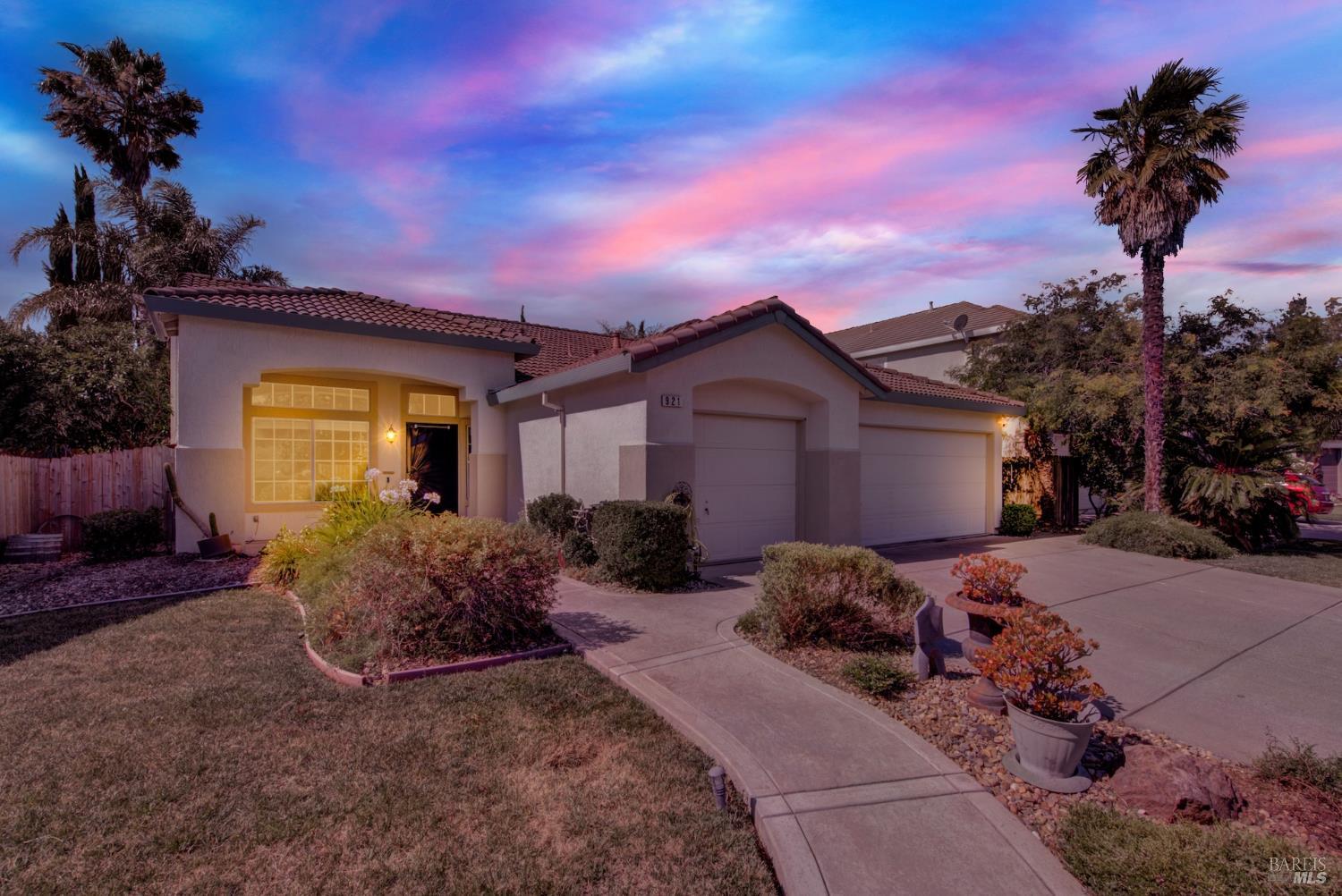 921 Topaz Circle Vacaville CA 95687
