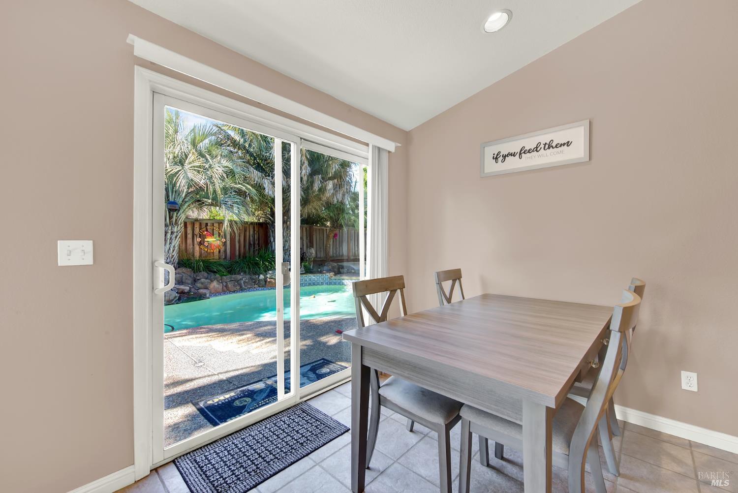 921 Topaz Circle Vacaville CA 95687