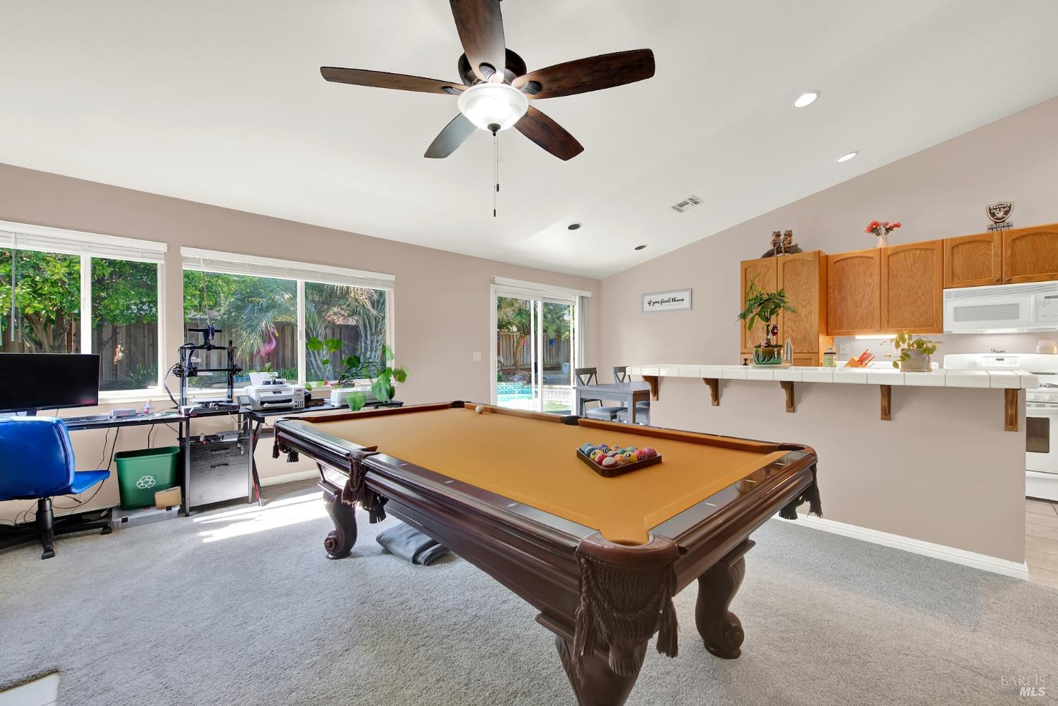 921 Topaz Circle Vacaville CA 95687